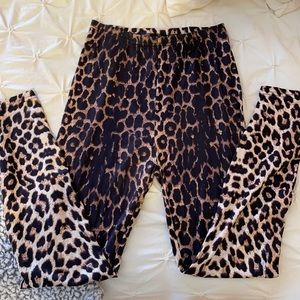Cheetah print leggings